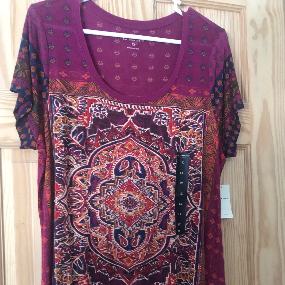Women’s 1X Lucky Brand stylish t-shirt, NWT